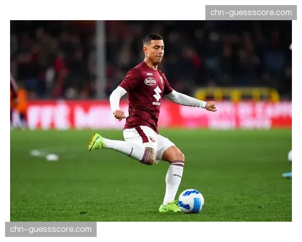 从高压到低位：科隆队为保级祭出的五后卫防守体系评估